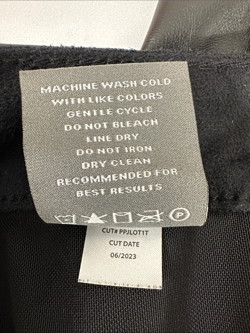 NWT Torrid Faux Leather Pants Black Perfect Skinny High Rise Women’s Sz 18 Tall - Picture 6 of 9